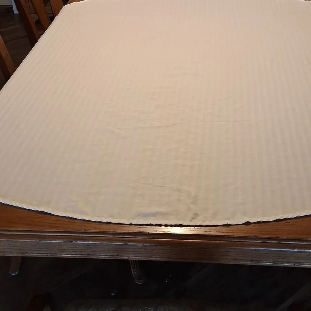 White Oval 66